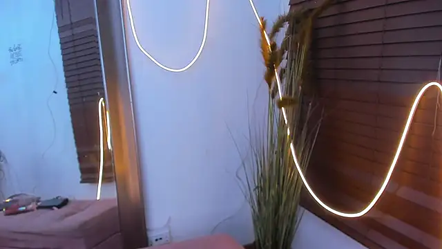 Snapshot of Irina_bx chatting on 10.15.25 Irina bx online show from 10.15.25