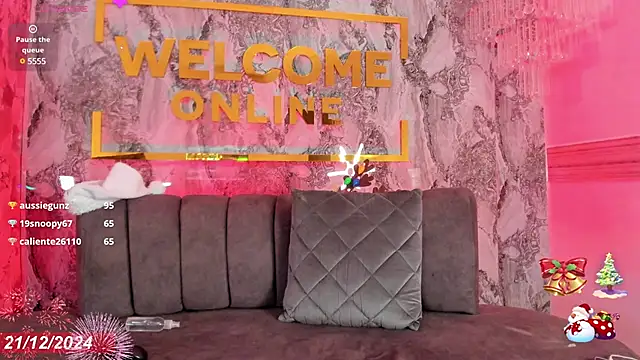 Snapshot of DeniseVillareal chatting on 12.21.24 DeniseVillareal online show from 12.21.24