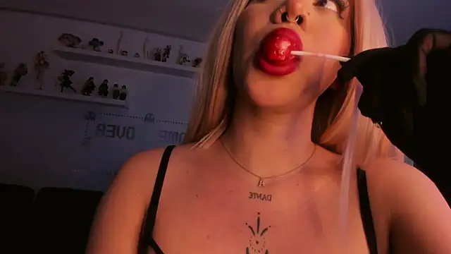 albaismynameX online show from 12.10.24