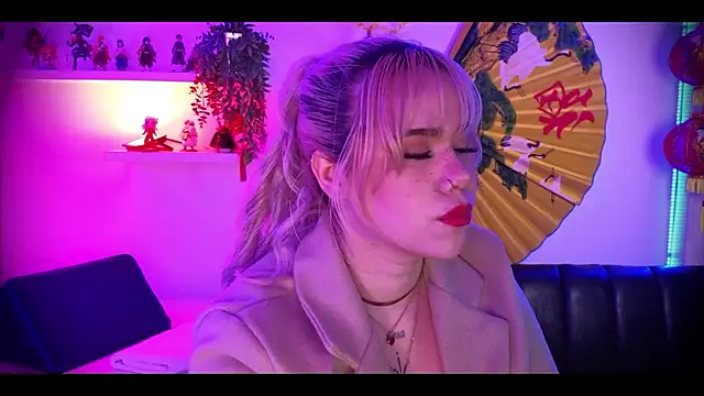 albaismynameX online show from 02.12.26