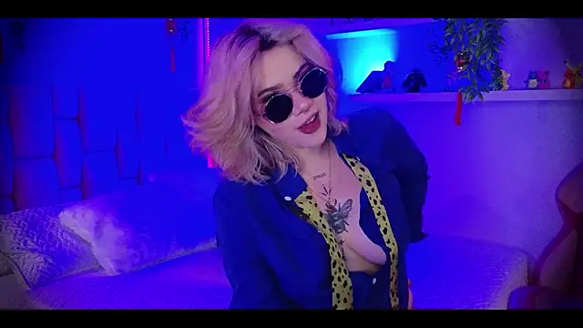 albaismynameX online show from 02.20.26