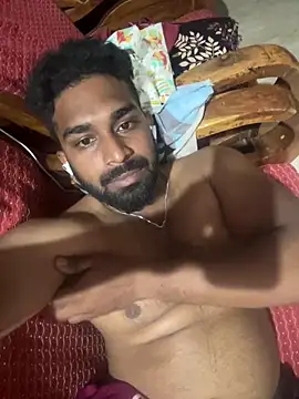 Snapshot of Handsomehunk_4U chatting on 12.07.24 Handsomehunk 4U online show from 12.07.24