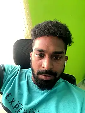 Snapshot of Handsomehunk_4U chatting on 12.09.24 Handsomehunk 4U online show from 12.09.24