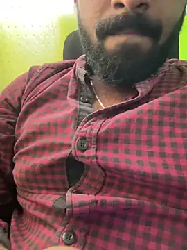 Snapshot of Handsomehunk_4U chatting on 12.16.24 Handsomehunk 4U online show from 12.16.24