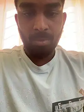 Snapshot of Handsomehunk_4U chatting on 12.20.24 Handsomehunk 4U online show from 12.20.24