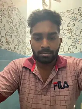 Snapshot of Handsomehunk_4U chatting on 01.27.25 Handsomehunk 4U online show from 01.27.25