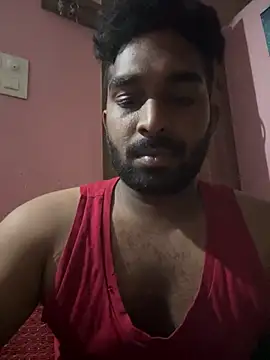 Snapshot of Handsomehunk_4U chatting on 01.28.25 Handsomehunk 4U online show from 01.28.25