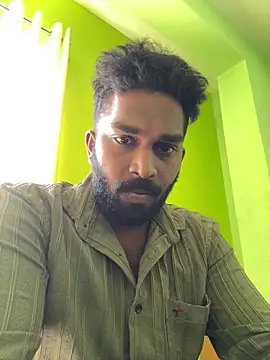 Snapshot of Handsomehunk_4U chatting on 02.07.25 Handsomehunk 4U online show from 02.07.25