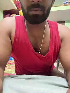 Snapshot of Handsomehunk_4U chatting on 03.09.25 Handsomehunk 4U online show from 03.09.25