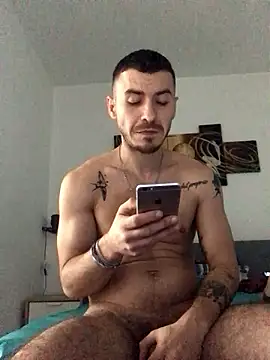 Snapshot of BenDover313OF chatting on 12.02.24 BenDover313OF online show from 12.02.24