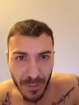 Snapshot of BenDover313OF chatting on 01.14.25 BenDover313OF online show from 01.14.25