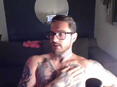 clark r online show from 09.23.25