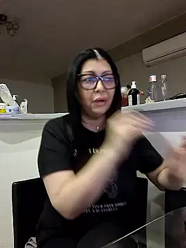 Snapshot of Milf_Abigail chatting on 01.10.26 Milf Abigail online show from 01.10.26