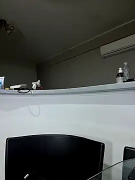 Snapshot of Milf_Abigail chatting on 02.12.26 Milf Abigail online show from 02.12.26