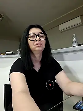 Snapshot of Milf_Abigail chatting on 02.14.26 Milf Abigail online show from 02.14.26