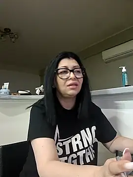 Snapshot of Milf_Abigail chatting on 02.17.26 Milf Abigail online show from 02.17.26