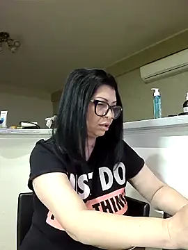 Snapshot of Milf_Abigail chatting on 02.20.26 Milf Abigail online show from 02.20.26