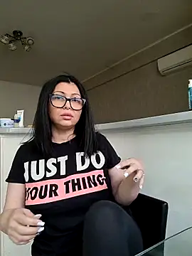 Snapshot of Milf_Abigail chatting on 02.20.26 Milf Abigail online show from 02.20.26