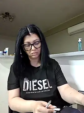 Snapshot of Milf_Abigail chatting on 02.22.26 Milf Abigail online show from 02.22.26