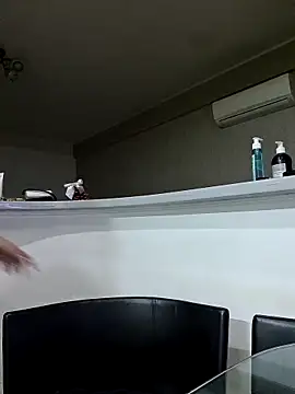 Snapshot of Milf_Abigail chatting on 02.25.26 Milf Abigail online show from 02.25.26