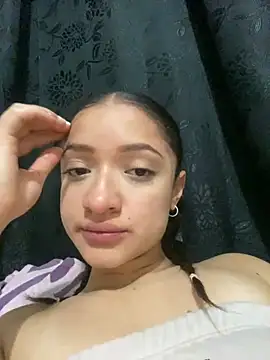 Snapshot of Alicia_ALICIA chatting on 12.13.24 Alicia ALICIA online show from 12.13.24