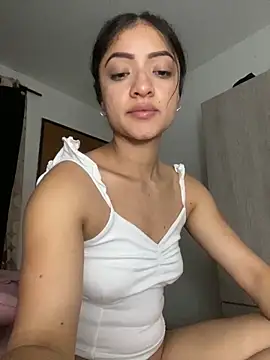 Snapshot of Alicia_ALICIA chatting on 12.15.24 Alicia ALICIA online show from 12.15.24