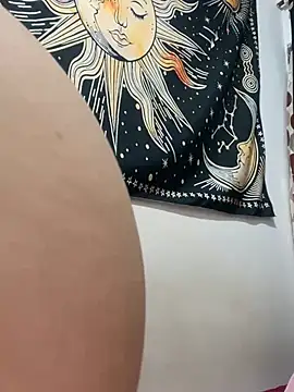 Snapshot of Alicia_ALICIA chatting on 01.08.25 Alicia ALICIA online show from 01.08.25