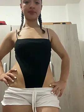 Snapshot of Alicia_ALICIA chatting on 01.10.25 Alicia ALICIA online show from 01.10.25