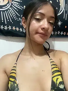 Snapshot of Alicia_ALICIA chatting on 01.15.25 Alicia ALICIA online show from 01.15.25