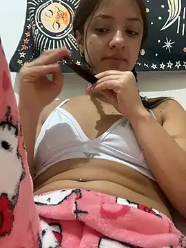 Snapshot of Alicia_ALICIA chatting on 02.07.25 Alicia ALICIA online show from 02.07.25