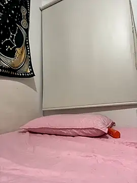 Snapshot of Alicia_ALICIA chatting on 09.13.25 Alicia ALICIA online show from 09.13.25