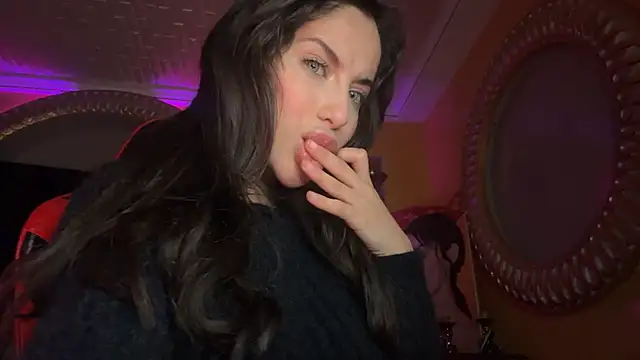 Snapshot of ORLA86 chatting on 02.14.25 ORLA86 online show from 02.14.25