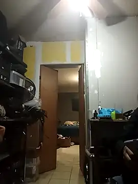 Snapshot of AlanDickson chatting on 12.24.24 AlanDickson online show from 12.24.24