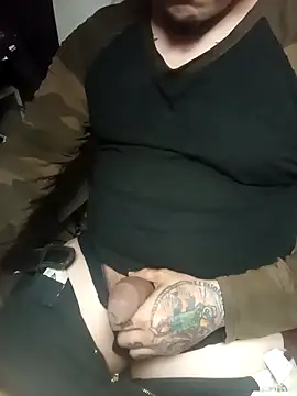 Snapshot of AlanDickson chatting on 02.22.25 AlanDickson online show from 02.22.25