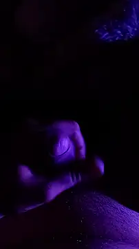 Snapshot of AlanDickson chatting on 10.13.25 AlanDickson online show from 10.13.25