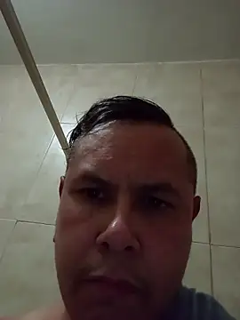 Snapshot of AlanDickson chatting on 10.24.25 AlanDickson online show from 10.24.25