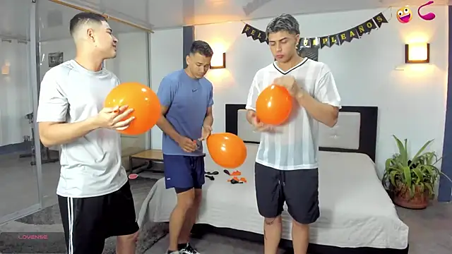 badguyss bisex online show from 11.21.25