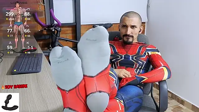 Snapshot of Marck_Muscle chatting on 10.31.25 Marck Muscle online show from 10.31.25