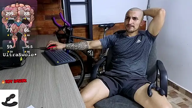 Snapshot of Marck_Muscle chatting on 11.22.25 Marck Muscle online show from 11.22.25