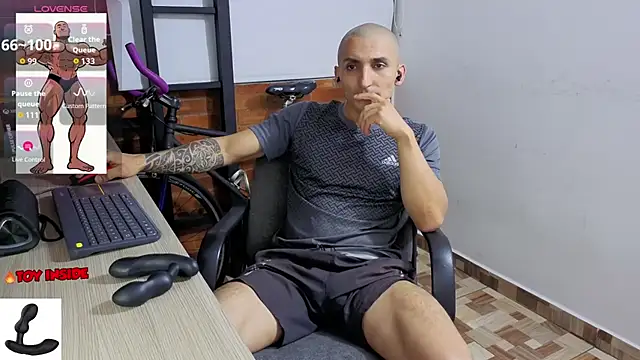 Snapshot of Marck_Muscle chatting on 04.30.26 Marck Muscle online show from 04.30.26