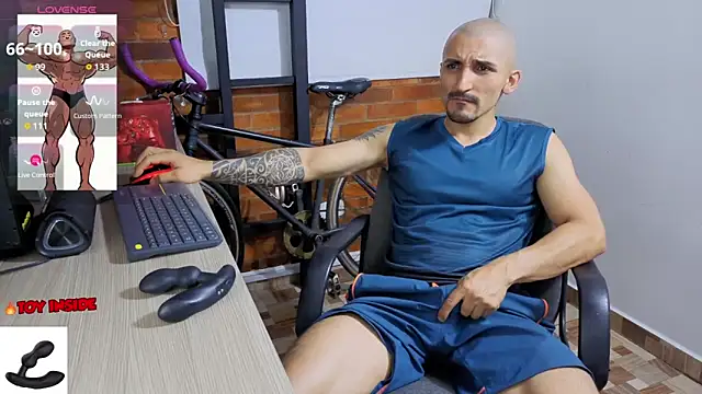 Snapshot of Marck_Muscle chatting on 05.19.26 Marck Muscle online show from 05.19.26