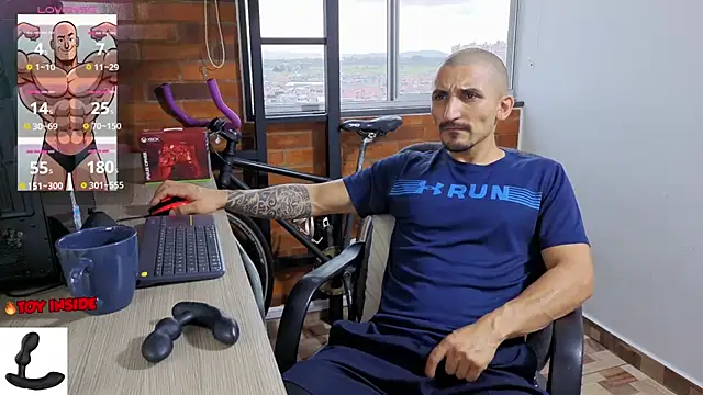 Snapshot of Marck_Muscle chatting on 05.21.26 Marck Muscle online show from 05.21.26