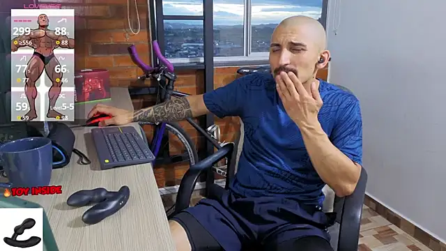 Snapshot of Marck_Muscle chatting on 05.25.26 Marck Muscle online show from 05.25.26