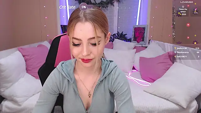 Snapshot of Tessa_Walker chatting on 01.04.25 Tessa Walker online show from 01.04.25