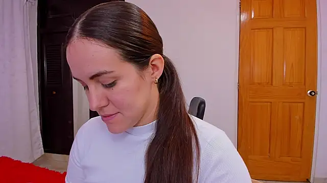 Snapshot of AURORA_FRANKLIN chatting on 12.12.24 AURORA FRANKLIN online show from 12.12.24