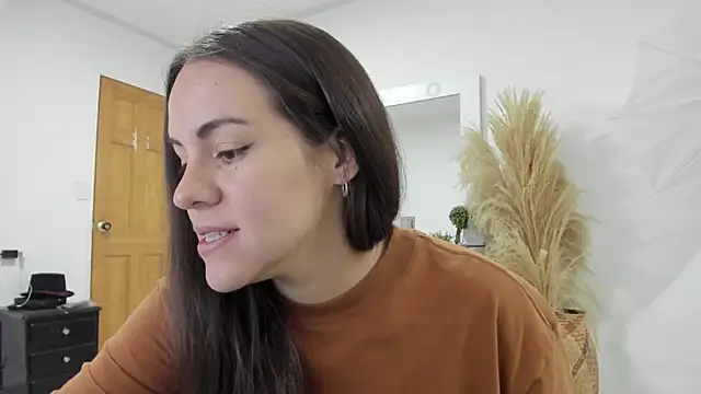 Snapshot of AURORA_FRANKLIN chatting on 09.15.25 AURORA FRANKLIN online show from 09.15.25