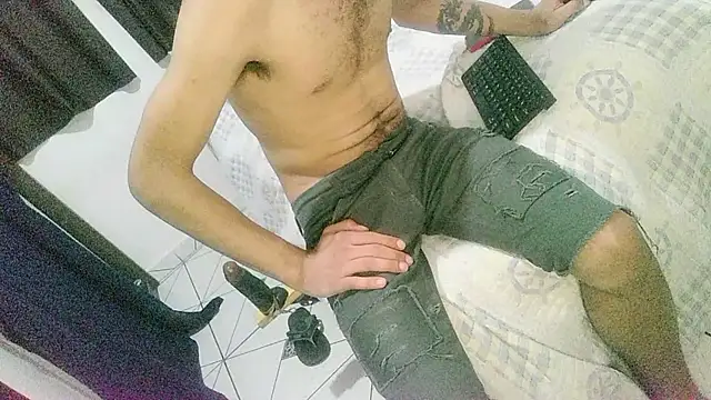 UncutToyBoy23cm online show from 11.03.25