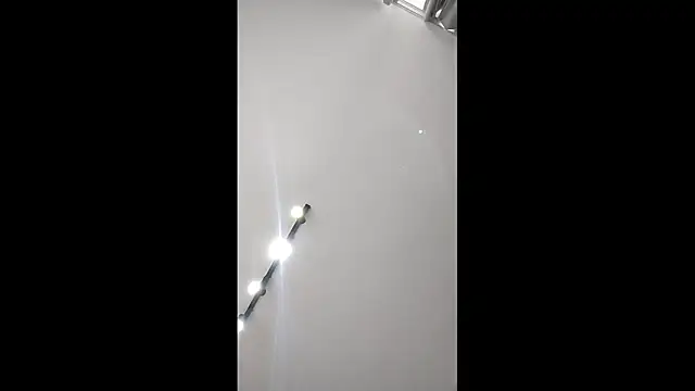 UncutToyBoy23cm online show from 12.22.25