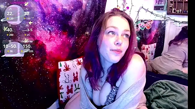 EverlyEster online show from 02.04.25