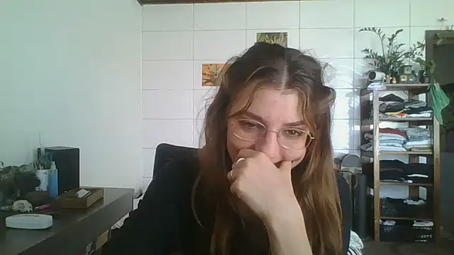 SweetyBabyDemon online show from 10.14.25